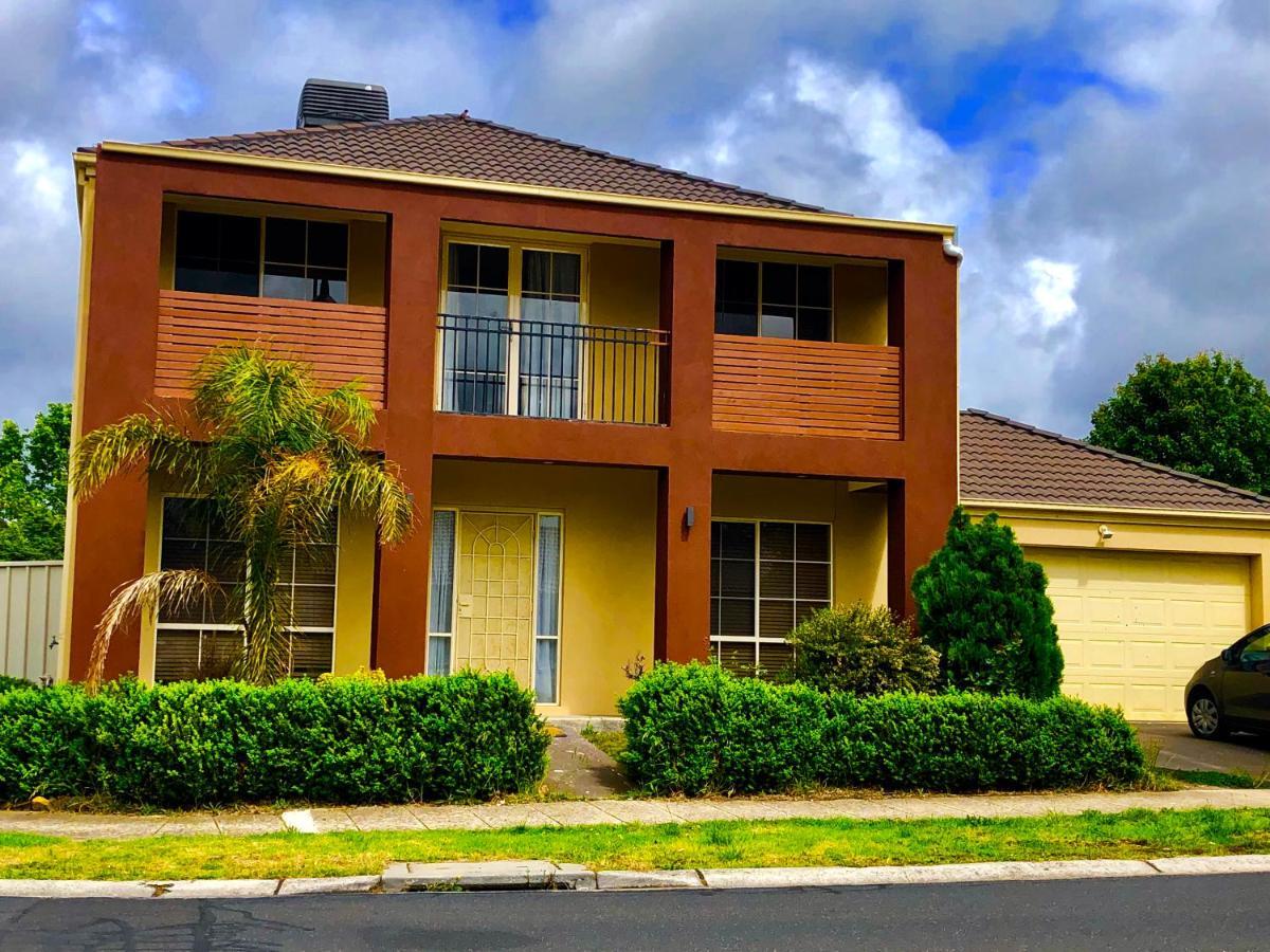 Golf View Charm Villa Craigieburn Exterior photo